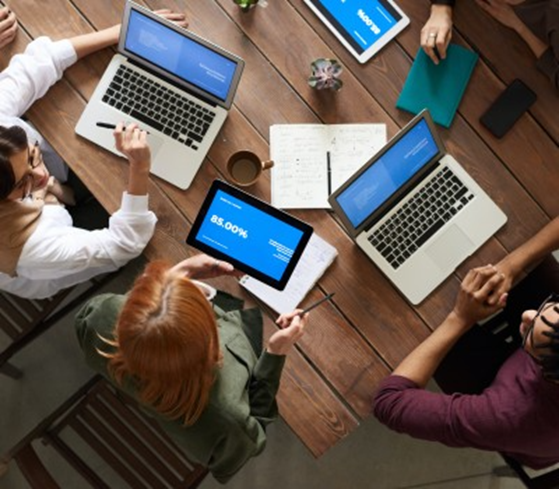 SEO and social media marketing for travel